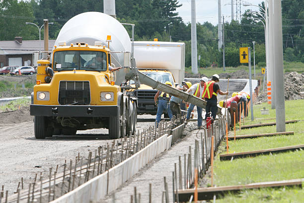 Best Custom Concrete Contractor  in North Fair Oaks, CA