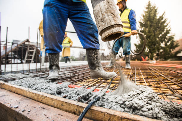 Best Concrete Flooring Contractor  in North Fair Oaks, CA